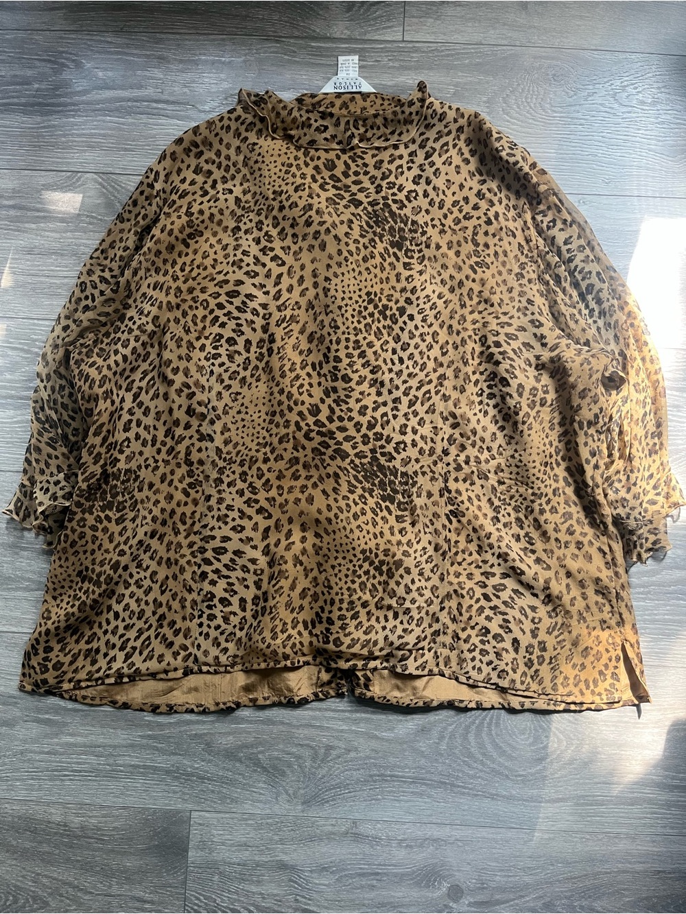 Allison Joy Leopard Print Brown Ruffle V Neck 100% Silk Size 3X Animal Lined Fun - Picture 2 of 10